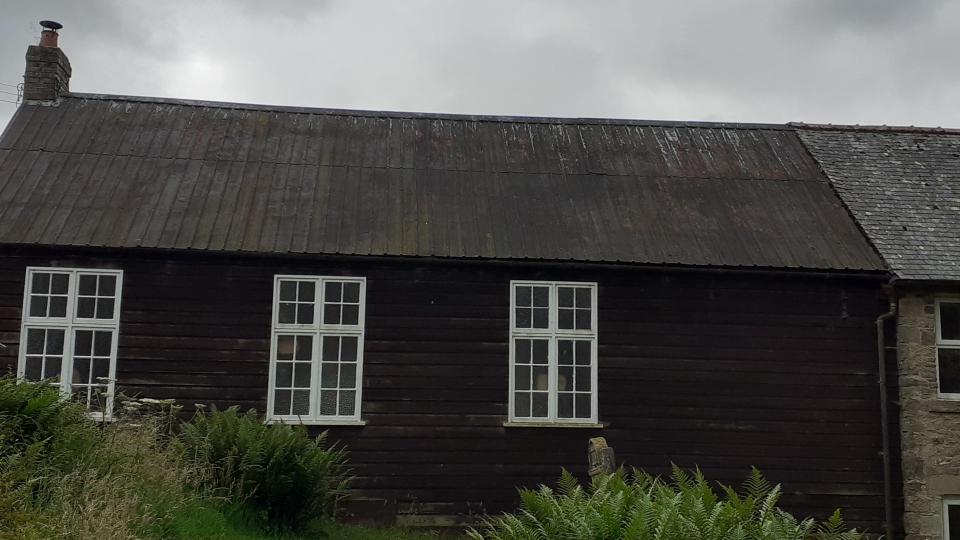 Hall roof