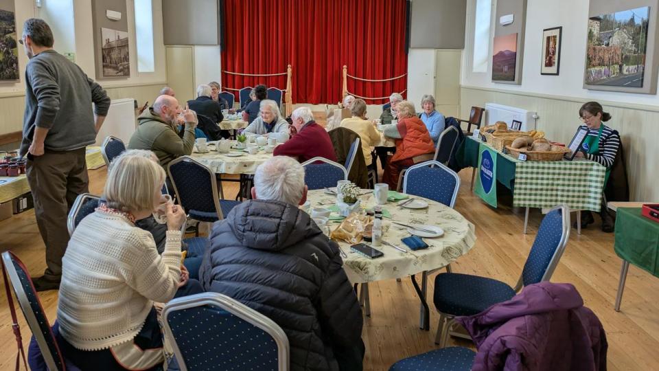 Easter Coffee & Chats